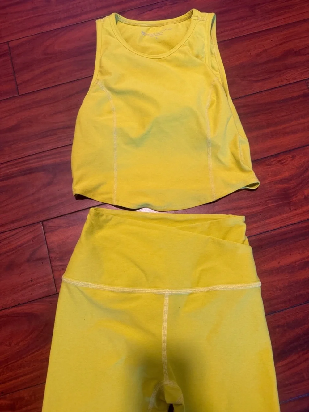 Beyond Yoga set,  Neon Yellow Scoop Neck Tank and leggings - Picture 7 of 9